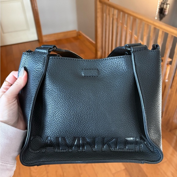 Calvin Klein Black Textured Tote - Picture 2 of 4
